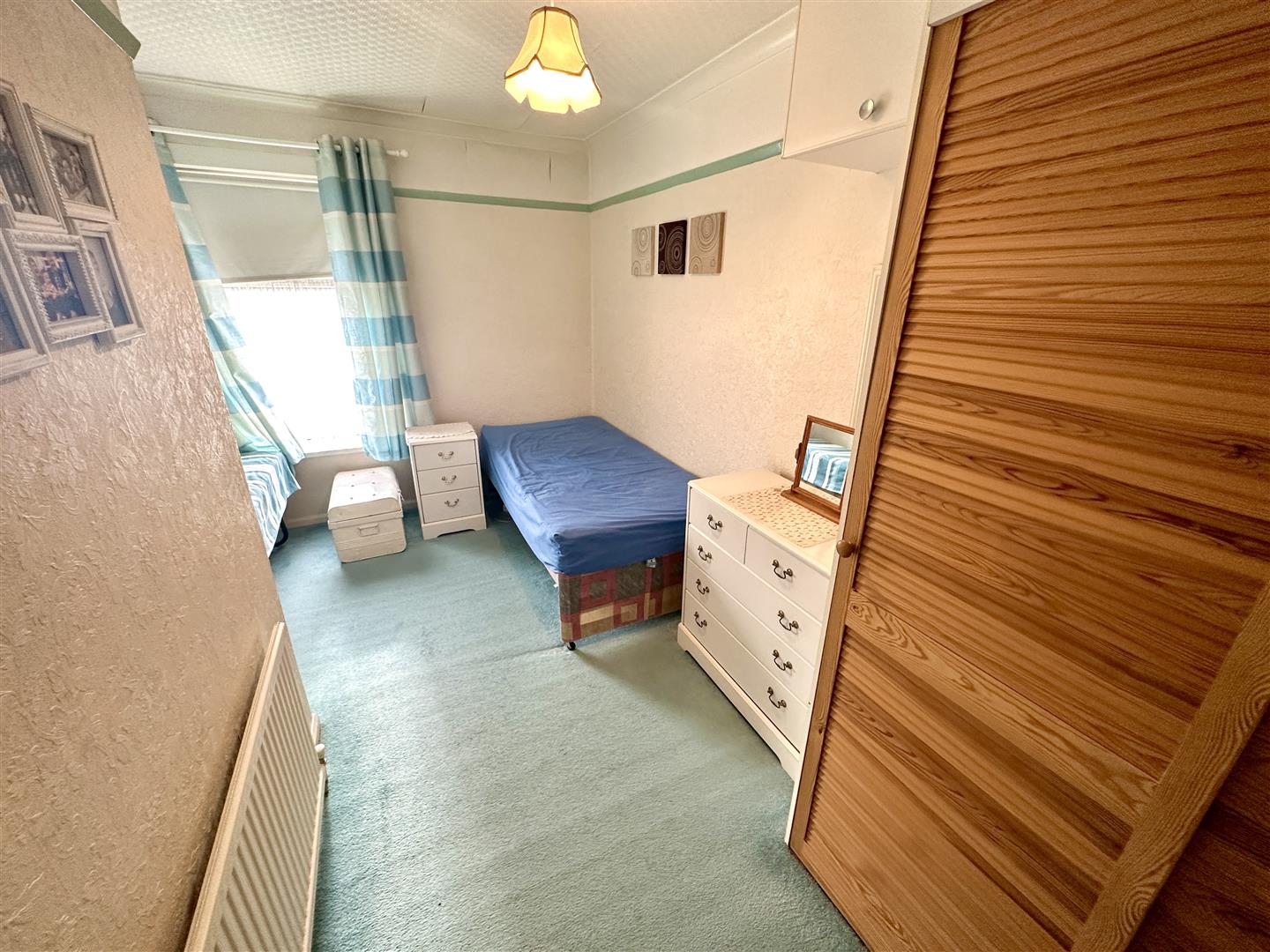 Colcot Road, Barry Knights Estate Agents